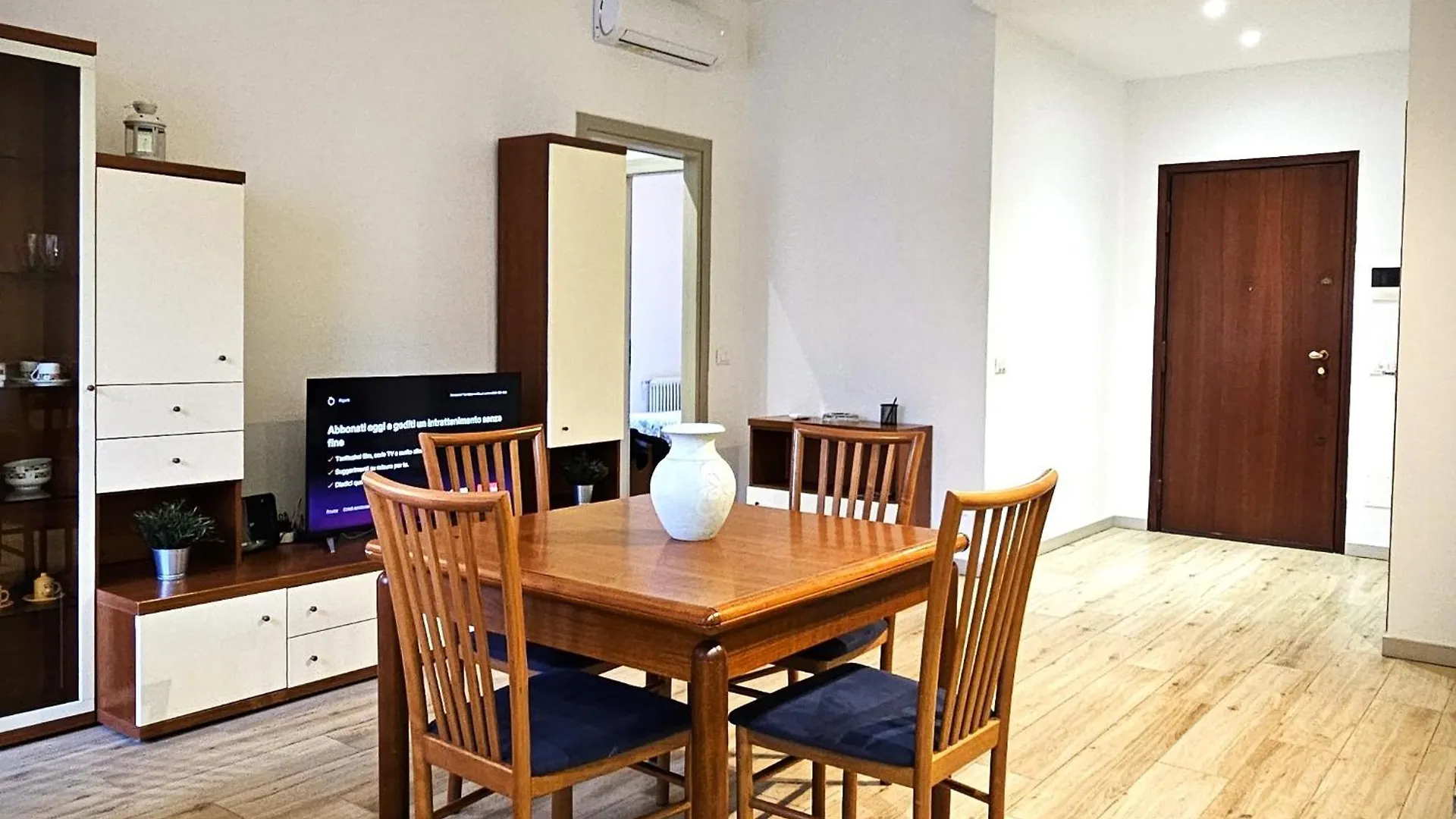 Apartment Bbking Appartamento Policlinico San Donato Milanese Italy
